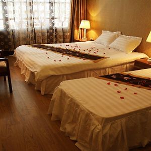 Real Vietnam Hotel